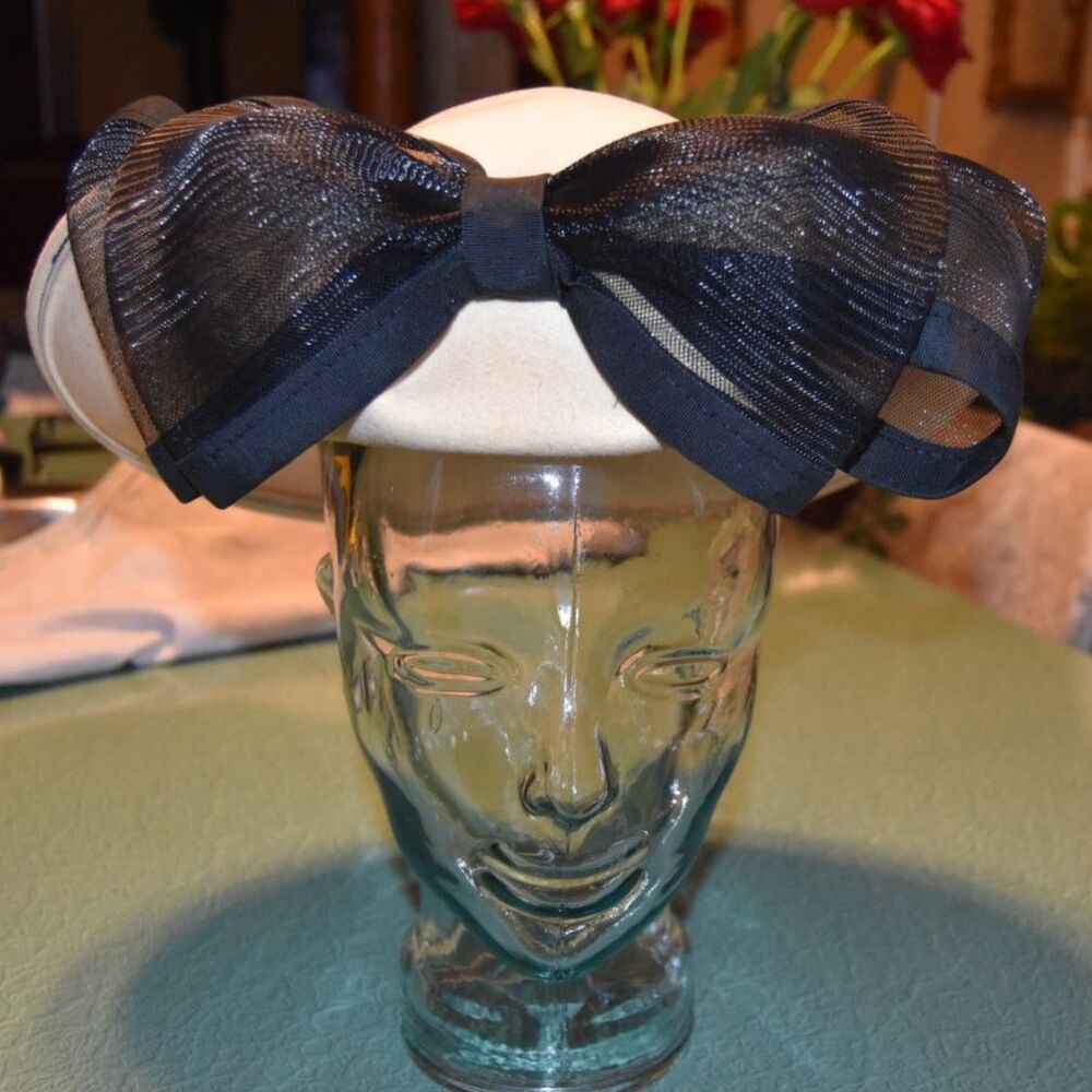 Vintage Gwenn Pennington Veiled Pillbox Hat Ivory Black Bow Birdcage Veil 60s